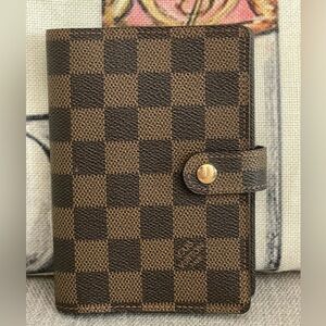 LOUIS VUITTON Damier Ebene Agenda/Passport cover PM ⭐️COA⭐️ 🍂